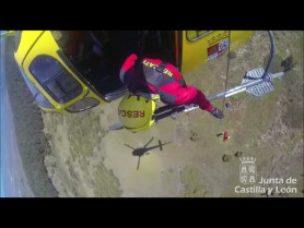 18/04/2021. Rescatado un parapentista herido en Siguero (Segovia)