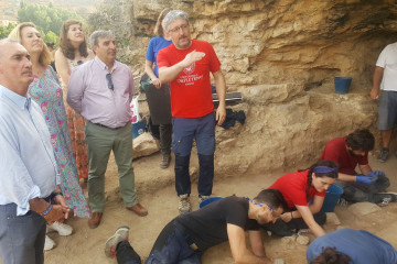 Visita excavación Abrigo San Lázaro3